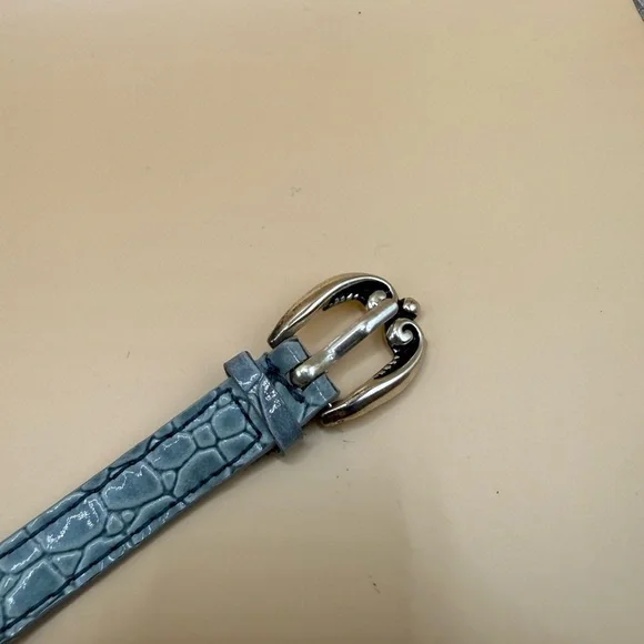 Opening Envelope Bracelet On Light Blue-Gray w/ a Glossy Crocodile Embossed Band - Picture 11 of 11